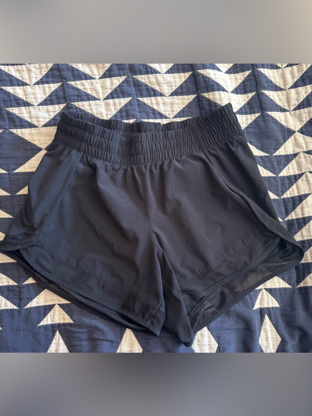 Athleta Mesh Racer Run Short 4”